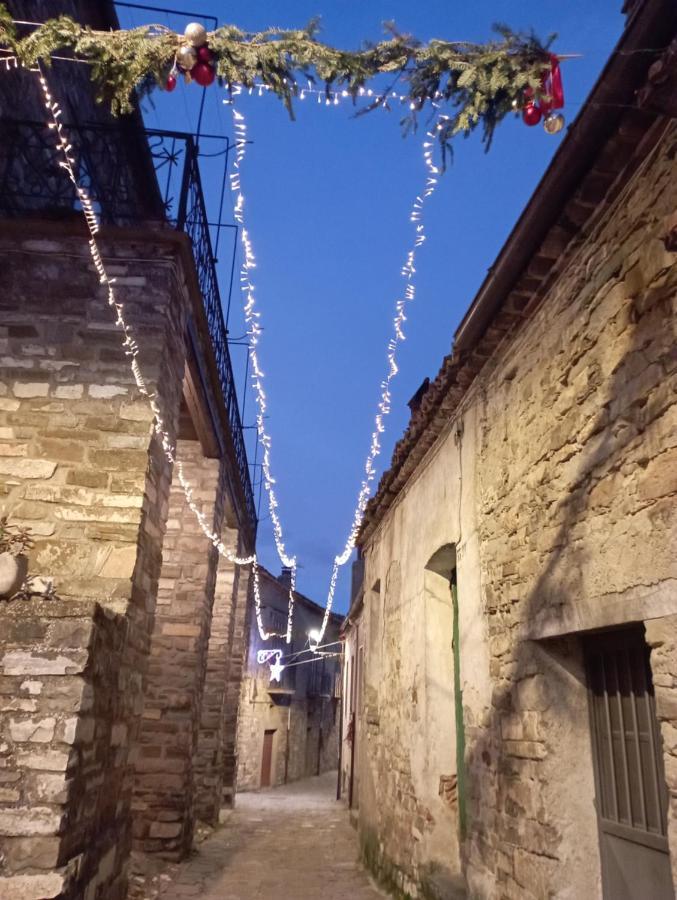Alessandria del Carretto Ambrosia Hostel מראה חיצוני תמונה