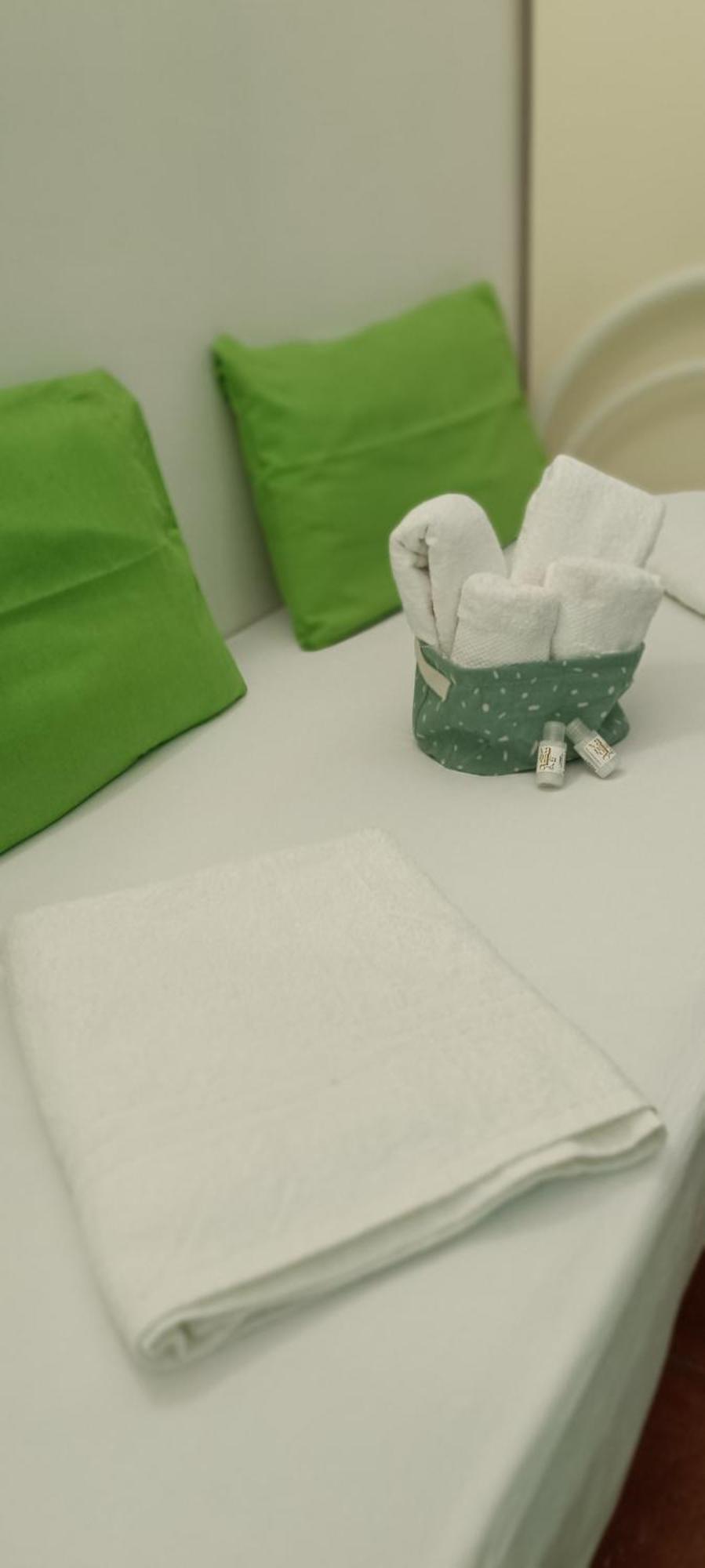 Alessandria del Carretto Ambrosia Hostel מראה חיצוני תמונה